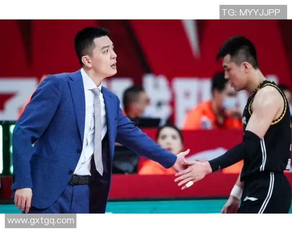 广东队与广厦队的激烈对决回顾：2017至2018赛季精彩瞬间分析